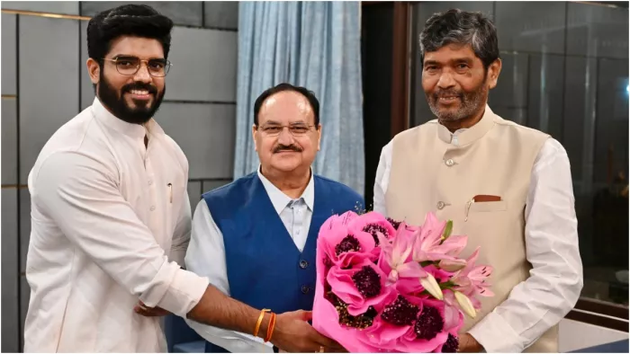 पशुपति पारस को अब भी उम्मीद? JP Nadda से दिल्ली में की मुलाकात, सियासी हलचल फिर तेज