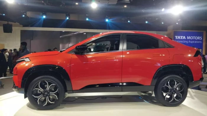 Tata, Mahindra, Renault और Nissan 4 नई एसयूवी लॉन्च करेंगी।