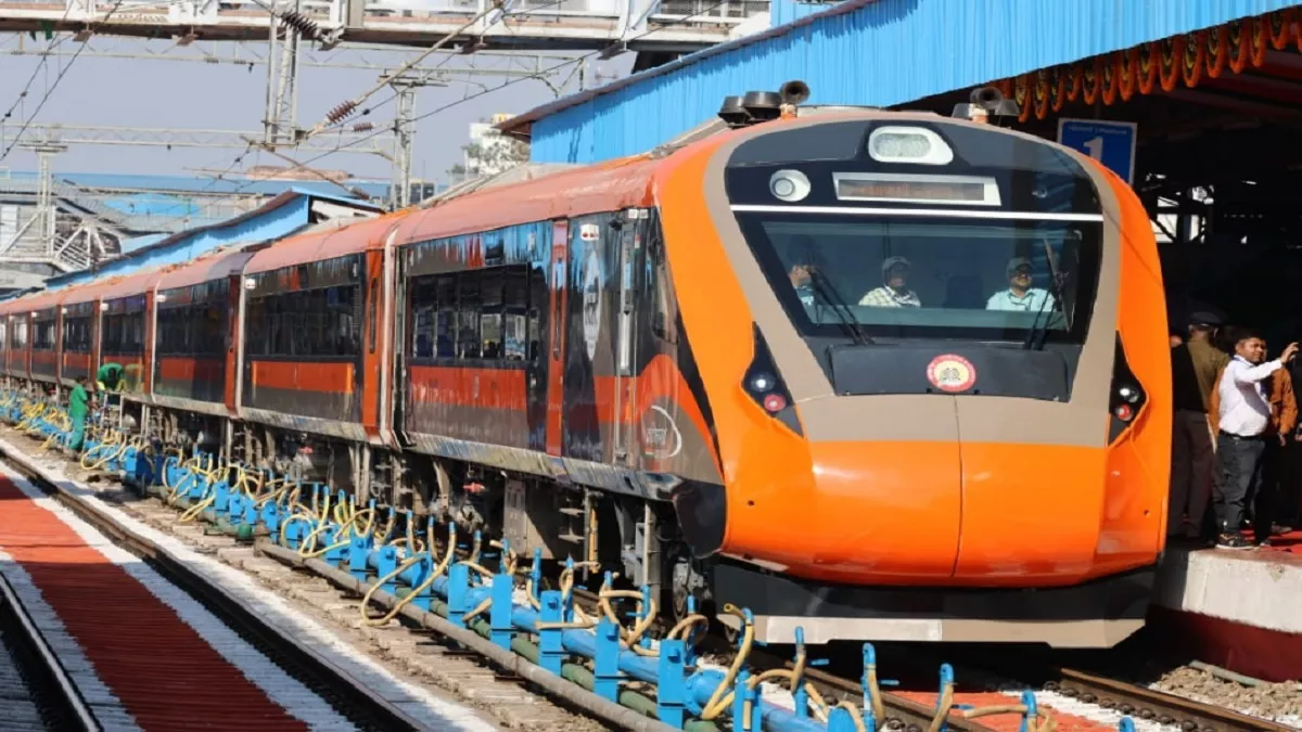 तो यह है यात्रियों की सबसे पसंदीदा वंदे भारत ट्रेन, ऑक्‍यूपेंसी रेट है 109 प्रतिशत; फटाफट बुक हो जाती हैं सीटें