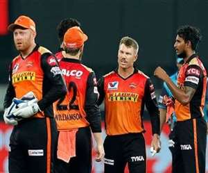 सनराइजर्स हैदराबाद की टीम के खिलाड़ी- फोटो ट्विटर पेज