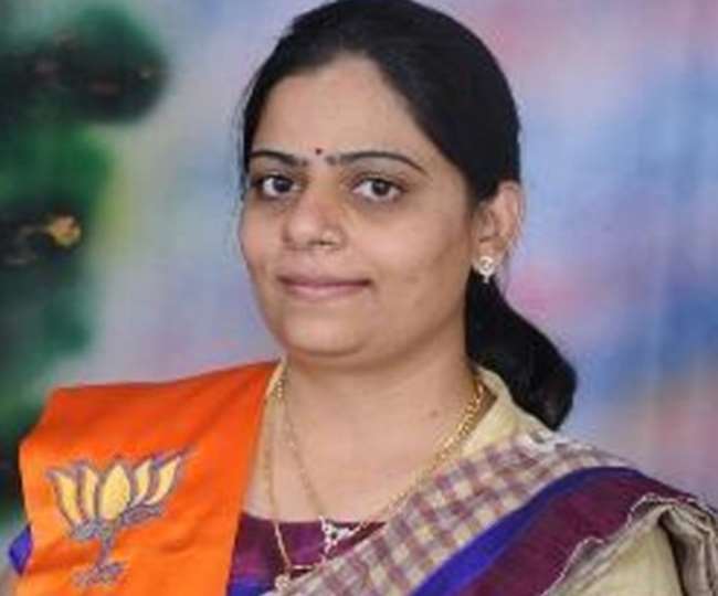 गुजरात की मोरवा हड़फ विधानसभा उपचुनाव में भाजपा की निमिषा सुथार आगे। फाइल फोटो