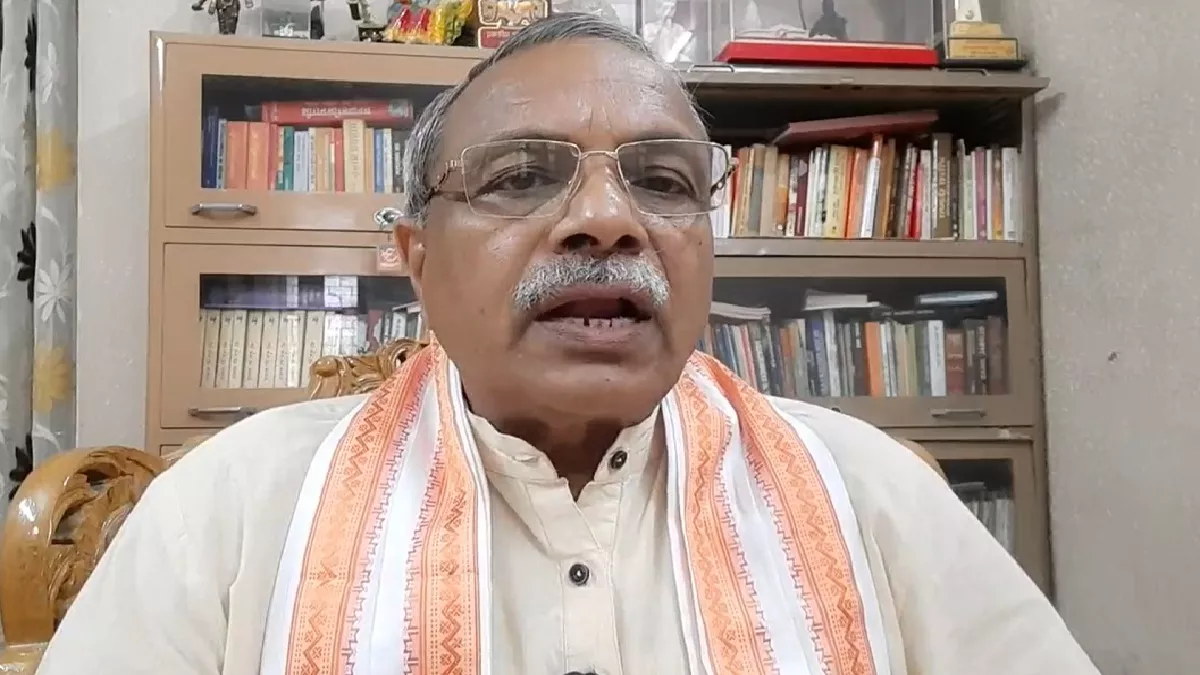 vishva hindu parishad slammed on congress poll manifesto promising to ban bajrang dal
