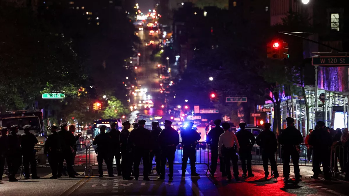 US News: न्यूयार्क में पुलिस ने कोलंबिया विश्वविद्यालय का परिसर कराया खाली, 300 छात्रों को किया गिरफ्तार; यूएन से जताई चिंता