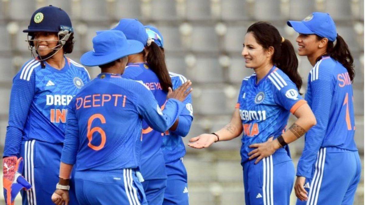 https://www.jagranimages.com/images/newimg/02052024/02_05_2024-india_women_team_2_23709826.jpg