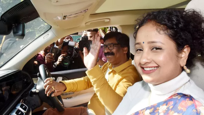 'सीता सोरेन खुद अलग होना चाहती थीं...', हेमंत की पत्नी कल्पना का दावा