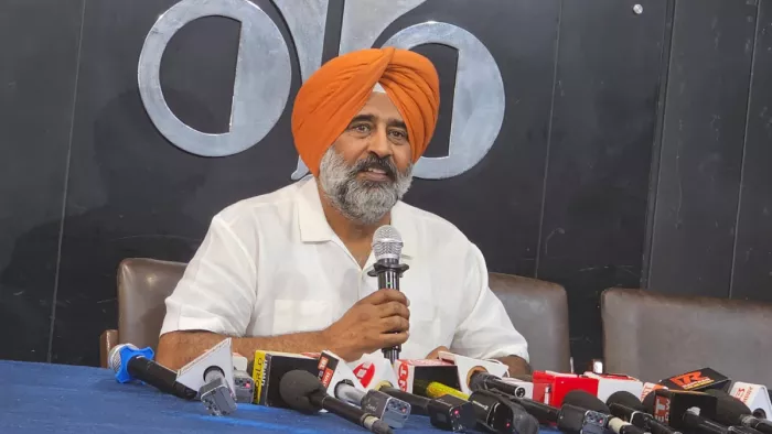 कांग्रेस नेता परगट सिंह ने 'आप' को बताया BJP की बी-पार्टी