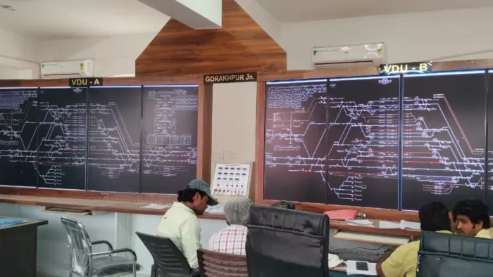 गोरखपुर जंक्शन के उत्तरी द्वार पर नवनिर्मित इसी भवन से संचालित होगा इलेक्ट्रानिक इंटरलाकिंग सिस्टम। जागरण