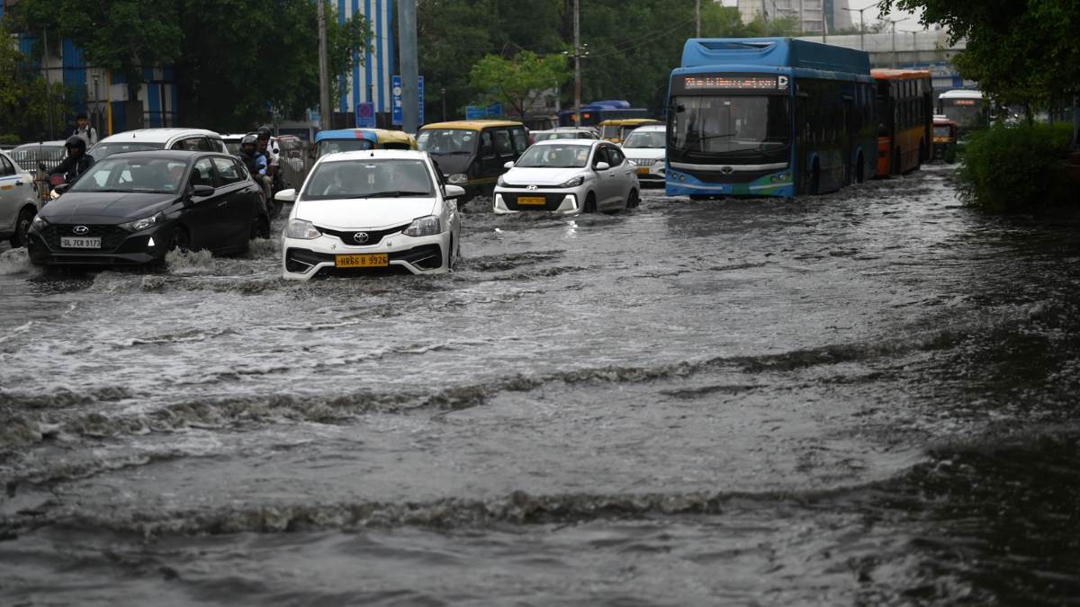 https://www.jagranimages.com/images/newimg/02052025/02_05_2025-rains_2_23929924.jpg
