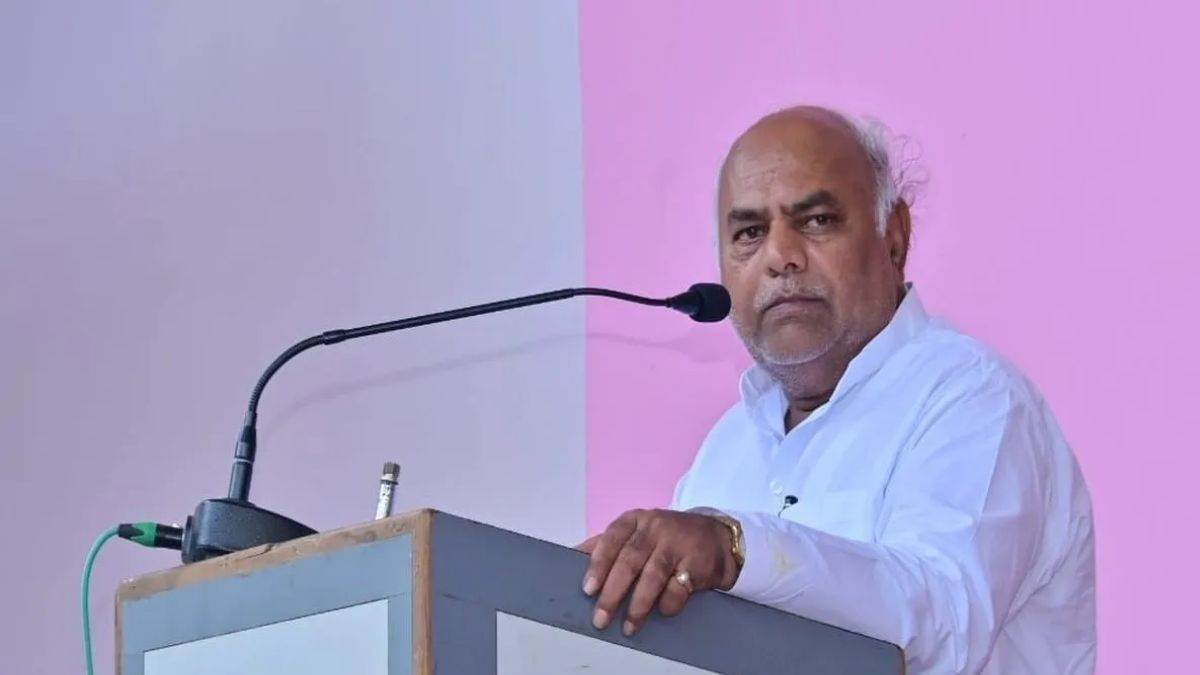 https://www.jagranimages.com/images/newimg/02052025/02_05_2025-shivanand_patil_news_23929672.jpg