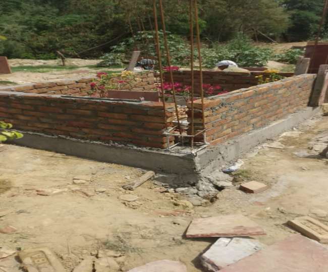 know about why controversy over former Bihar Bahubali MP Shahabuddin paving grave