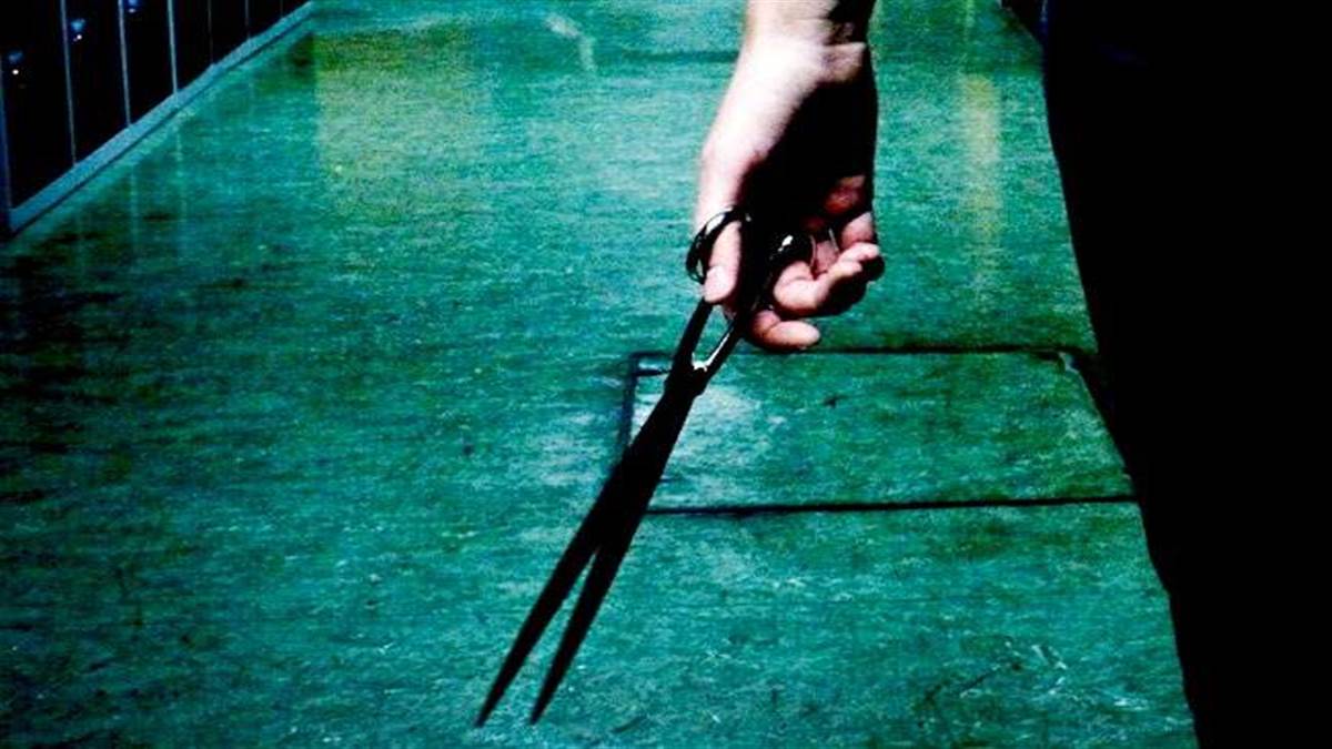 in azamgarh barber stabbed to death in dispute over first haircut accused in police custody