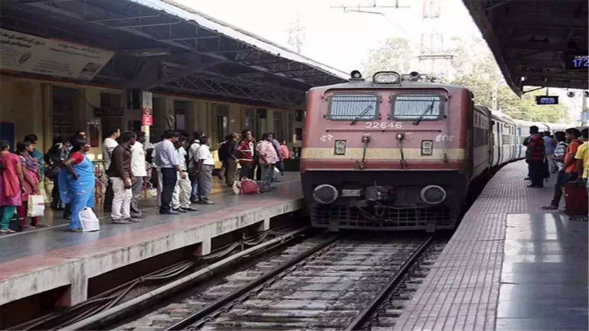 कटक रेलवे स्टेशन पर आरपीएफ जवान की सतर्कता से बची यात्री की जान (फाइल फोटो)