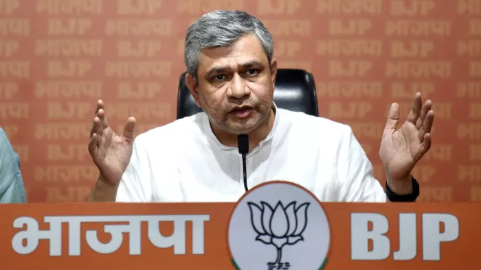 केंद्रीय रेल मंत्री अश्विनी वैष्णव (फोटो: एएनआई)