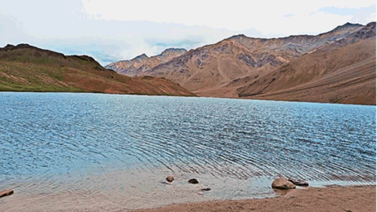 https://www.jagranimages.com/images/newimg/02062023/02_06_2023-chandratal_lake_23429996.jpg
