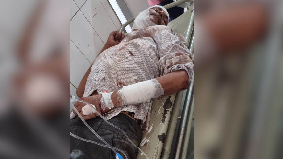 https://www.jagranimages.com/images/newimg/02062023/02_06_2023-deoria_accident_news_2_23430191.jpg