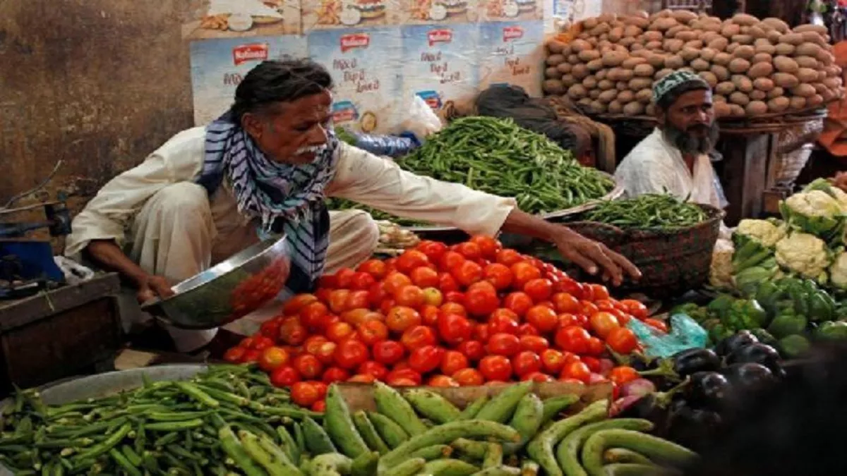 Pakistan Inflation: पाकिस्तान में लोगों के नसीब में नहीं 2 जून की रोटी ! महंगाई ने तोड़े 58 साल के रिकॉर्ड