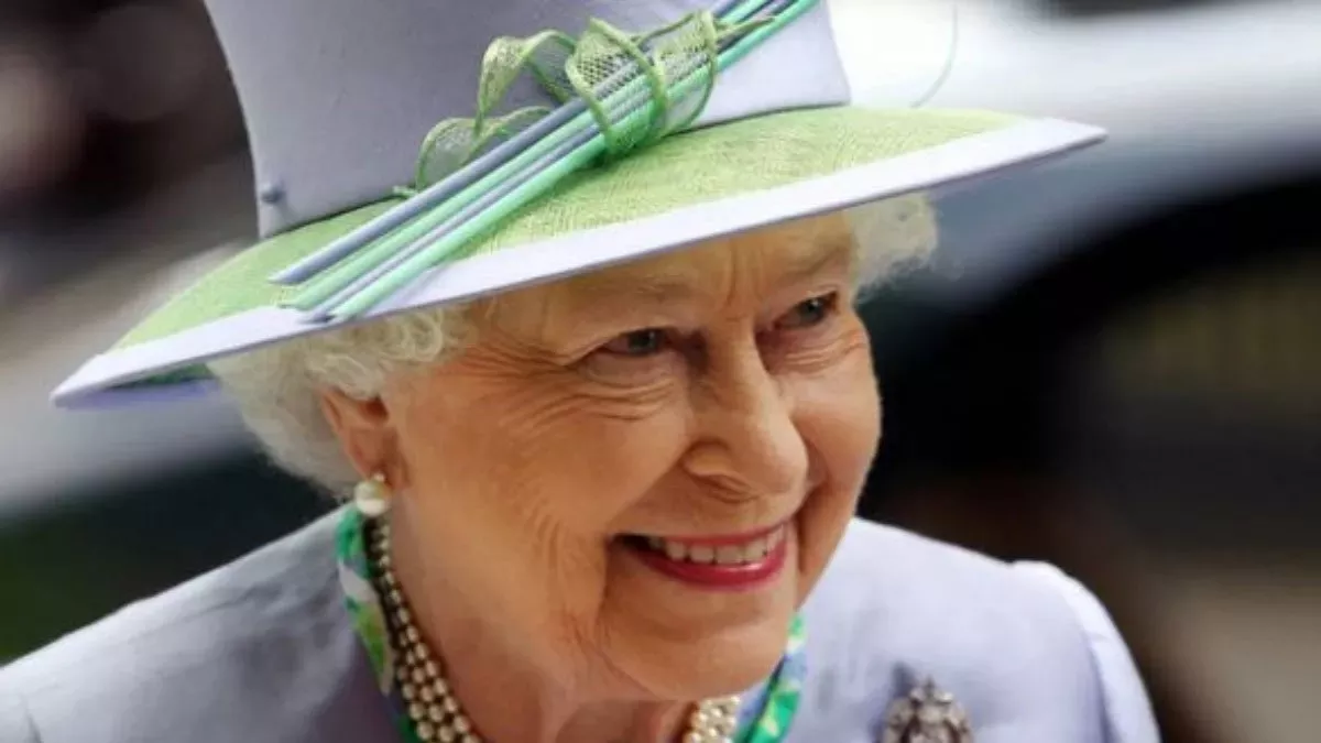 Queen Elizabeth: 25 वर्ष की उम्र में महारानी एलिजाबेथ की हुई थी ताजपोशी, ब्रिटेन पर किया सबसे लंबे समय तक शासन