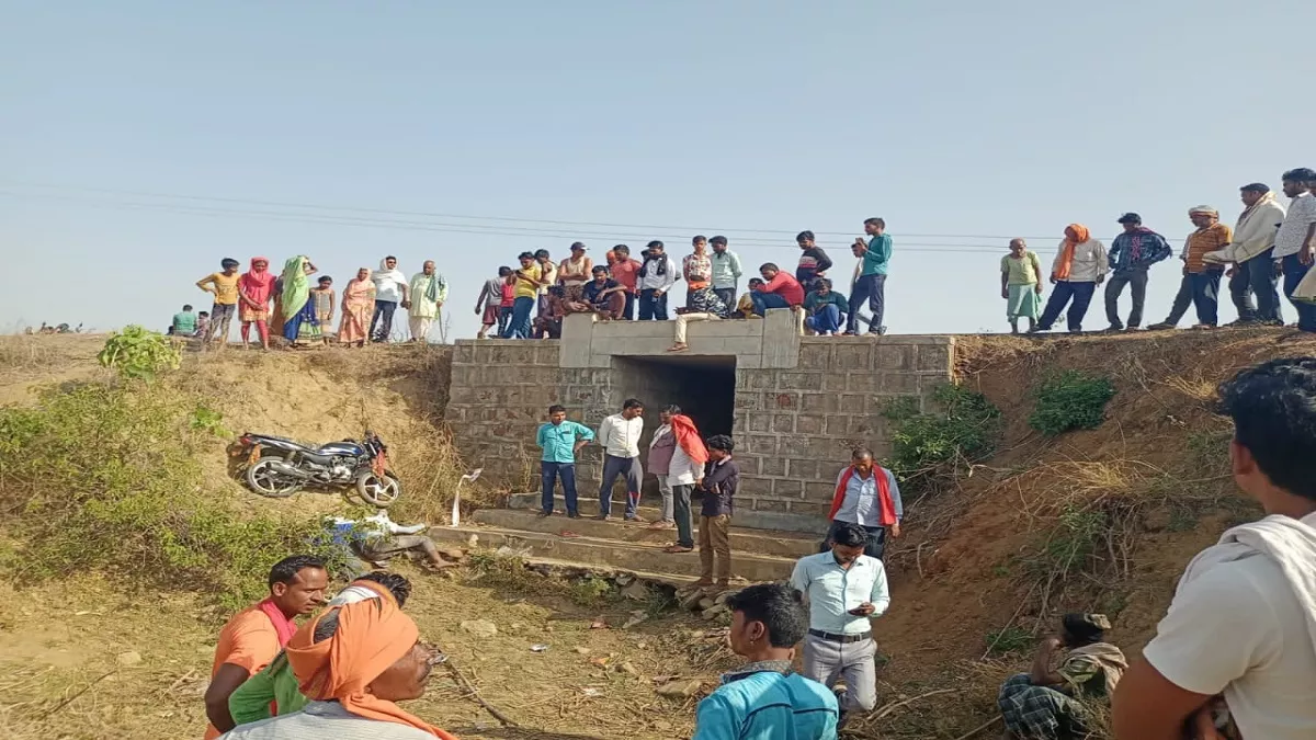 https://www.jagranimages.com/images/newimg/02062023/02_06_2023-sonbhadra_accident_23430051.jpg