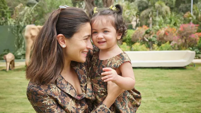 Alia Bhatt And Raha Kapoor (Photo X)