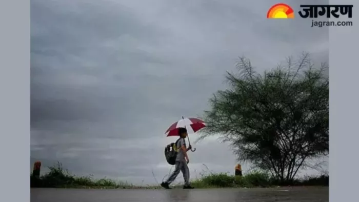 Bihar Rain Alert : बादल बना रहे माहौल, बारिश के लिए हो जाएं तैयार (प्रतीकात्मक तस्वीर)