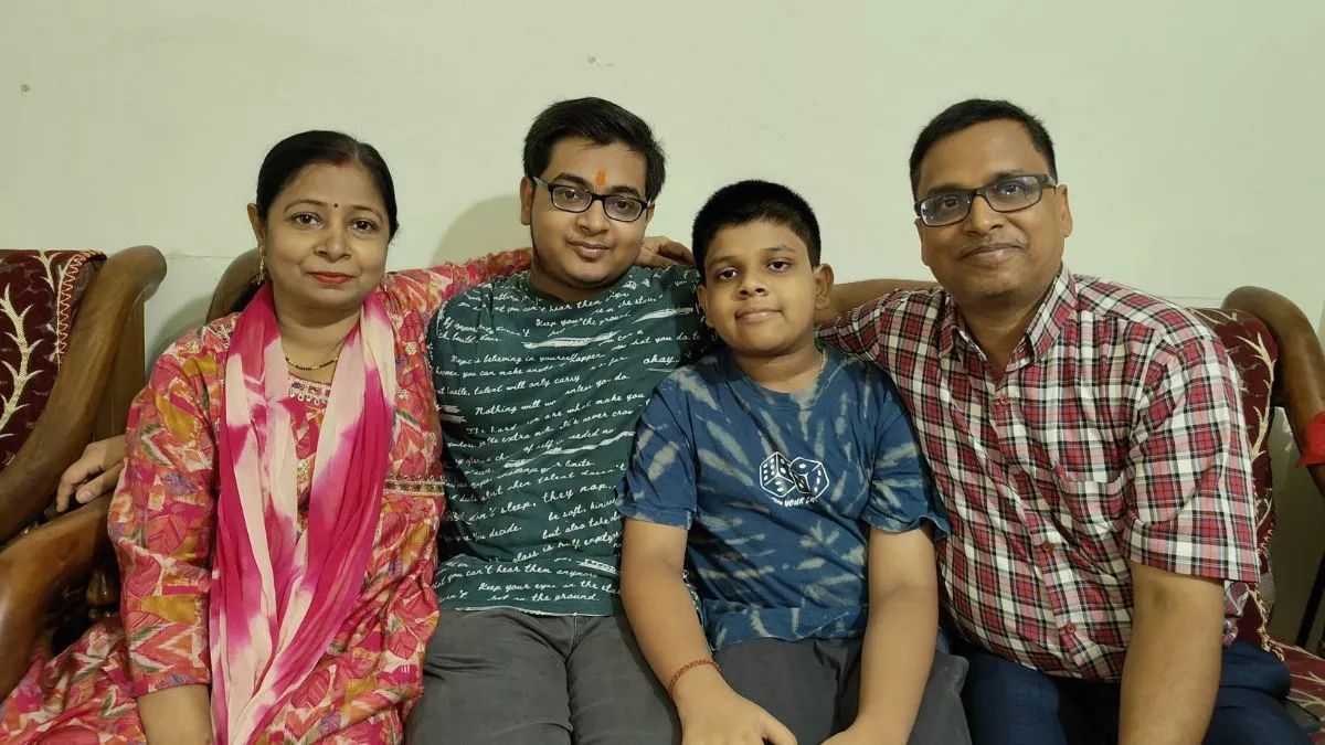 JEE Advanced 2025 Result: ध्रुव प्रकाश बने कोल्हान टॉपर, जेईई एडवांस्ड में हासिल की ऑल इंडिया रैंक 385