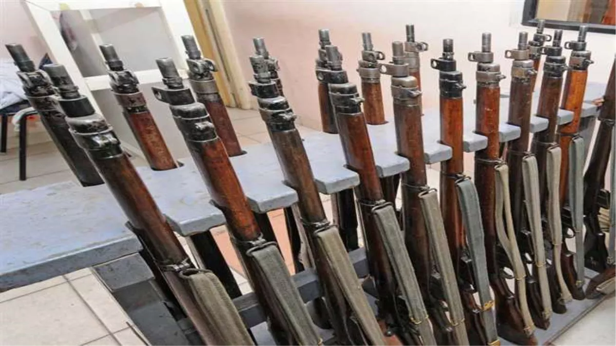 ब्रिटिश आर्मी के प्रथम विश्‍वयुद्ध वाले हथियार को UP Police ने किया रिजेक्‍ट, अब 1500 रायफलें वाराणसी से जाएंगी सीतापुर