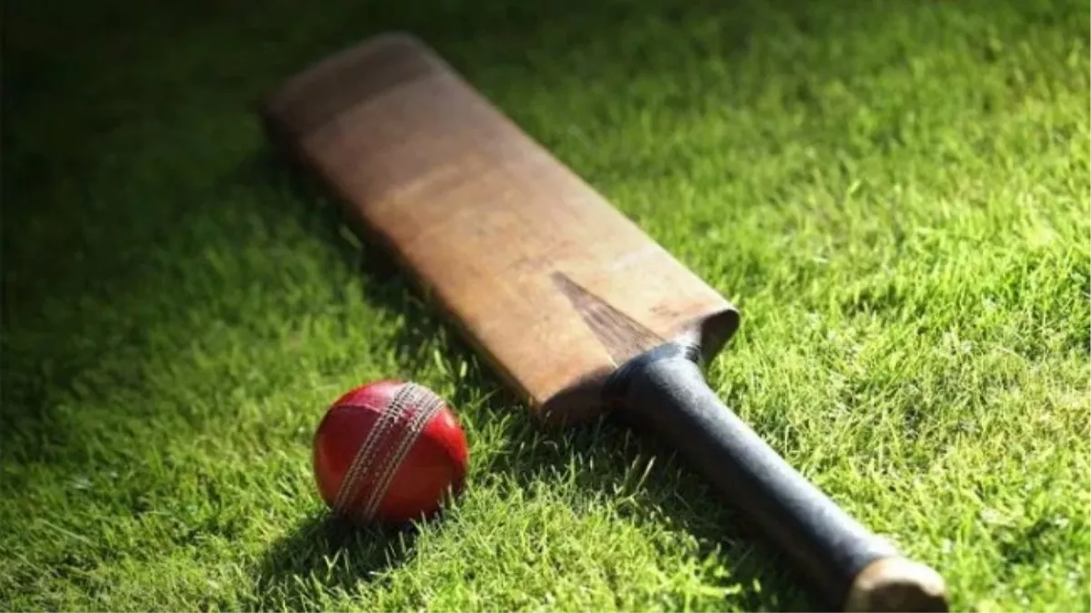 J&K Sports News: जेकेसीए आरेंज ने जेकेसीए ब्लू को पांच विकेट से हराकर ट्राफी पर कब्जा किया