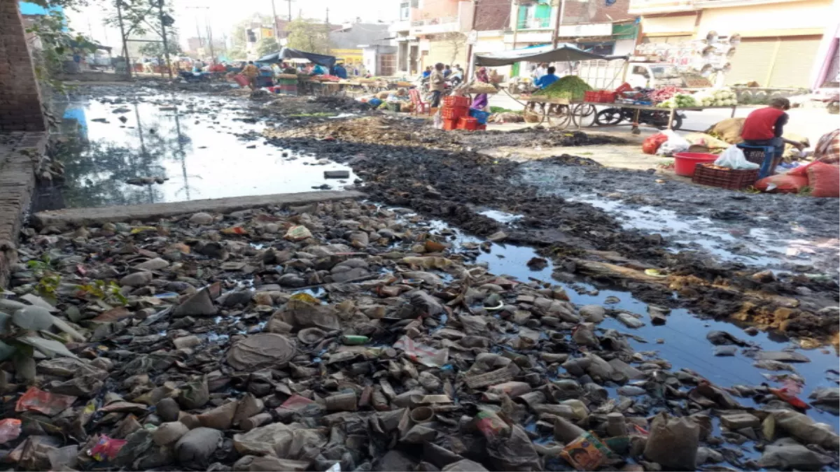 Aligarh News: मलिन बस्तियों में स्वच्छता और स्वाबलंबन का होगा जन जागरण