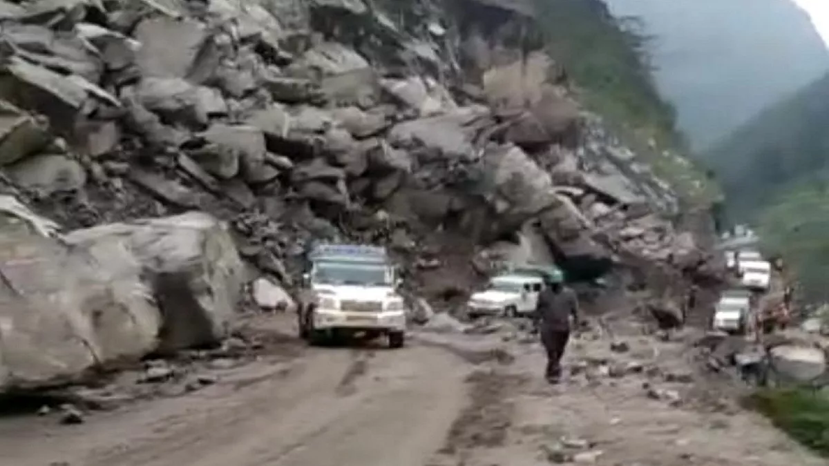 Uttarakhand News: चीन सीमा पर तवाघाट-लिपुलेख मार्ग चार दिन बाद खुला, इनर लाइन परमिट पर अभी कोई निर्णय नहीं