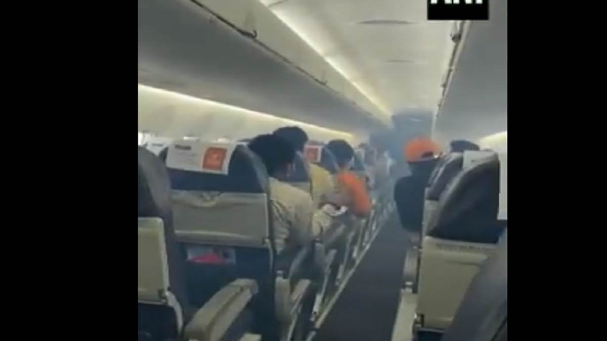 SpiceJet Flight Emergency Landing स्पाइसजेट विमान का बड़ा हादसा टला।