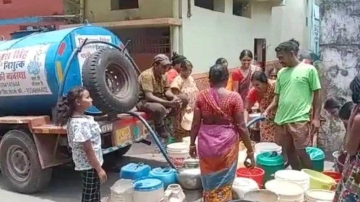 Jamshedpur Water Crisis: जमशेदपुर में इन इलाकों में मुफ्त में मिलेगा पीने का पानी, जुस्को के फैसले से लोगों को मिलेगी राहत