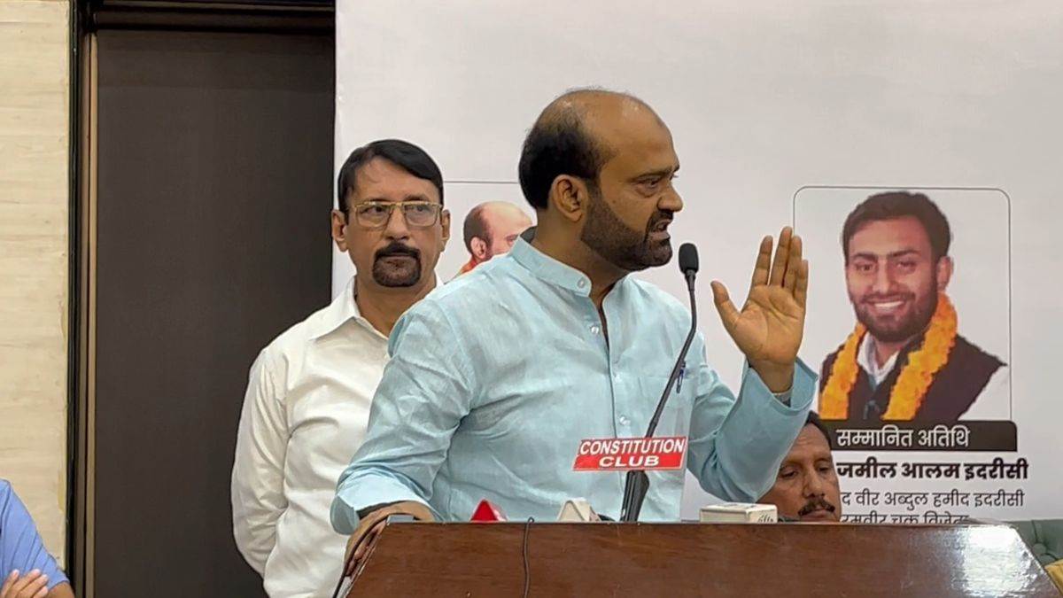 https://www.jagranimages.com/images/newimg/02072023/02_07_2023-bjp_leader_23458197.jpg