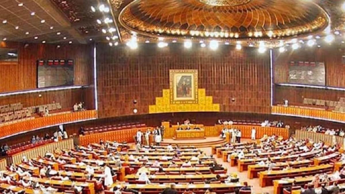 https://www.jagranimages.com/images/newimg/02072024/02_07_2024-pakistanparliament_23750907.jpg