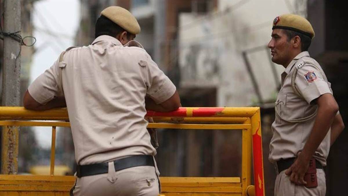 ncr delhi police busts interstate arms syndicate arrests and seizures