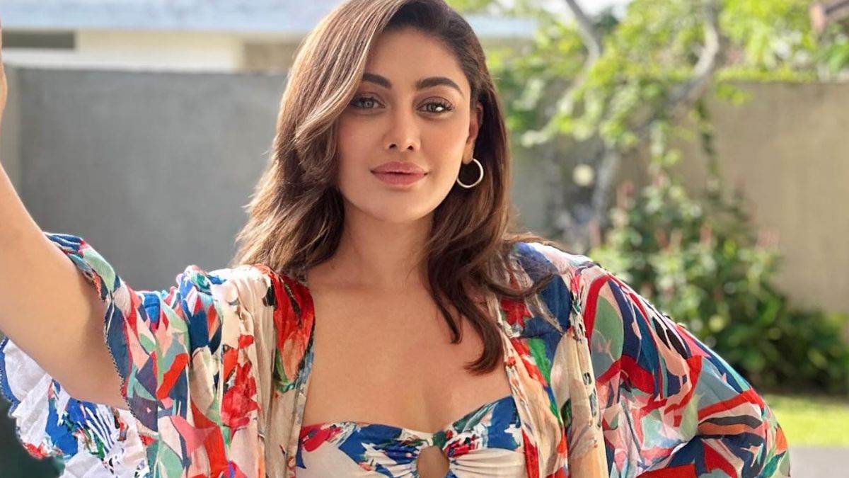 https://www.jagranimages.com/images/newimg/02072025/02_07_2025-shefali_jariwala_on_botox_23972875.jpg