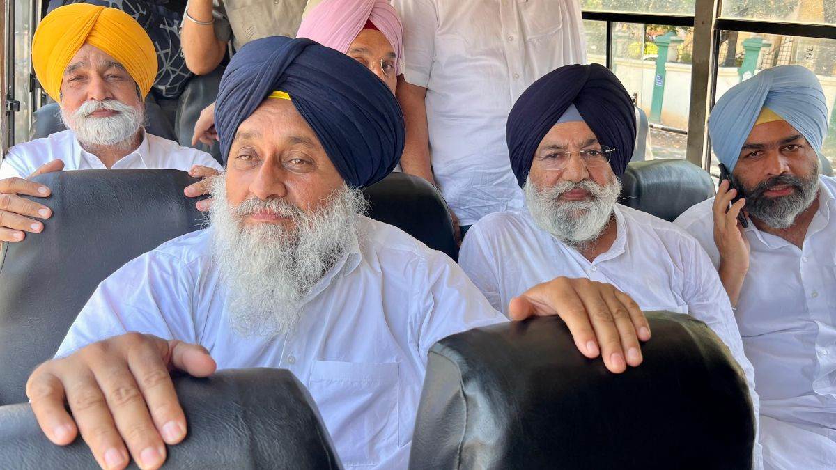 https://www.jagranimages.com/images/newimg/02072025/02_07_2025-sukhbir_badal_1_23972883.jpg