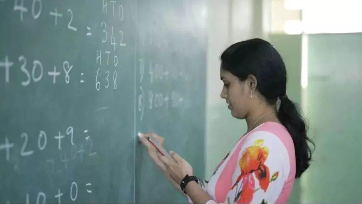 ncr noida teacher transfer surplus teachers transferred in gautam buddh nagar