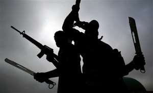 यह सभी भी वैध पासपोर्ट पर पाकिस्तान गए थे।