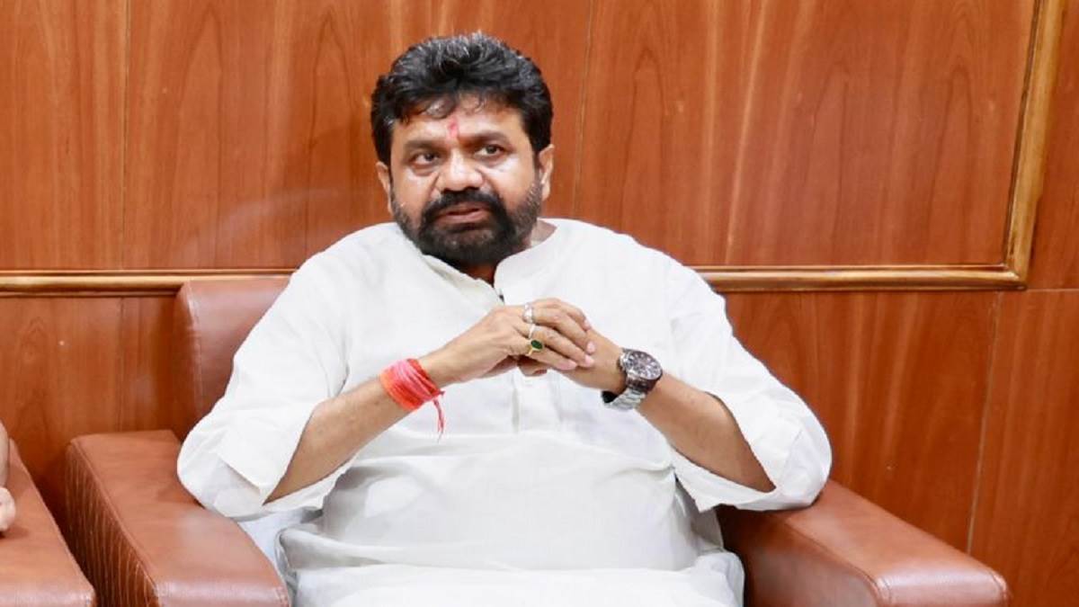 आयुष राज्यमंत्री स्वतंत्र प्रभार दया शंकर मिश्र बोले छात्रों से लें