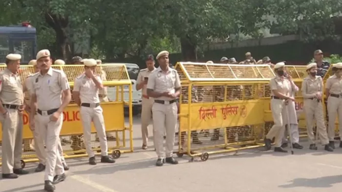 नूंह में हिंसा के बाद दिल्ली में हाई अलर्ट, पुलिसकर्मियों की छुट्टियां रद्द