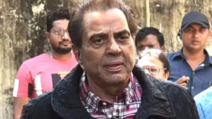 Dharmendra Disturbed by Nuh Violence Like Incidents in Country Amid Rocky Aur Rani Kii Prem Kahaani Kissing Scene news/Mid Day