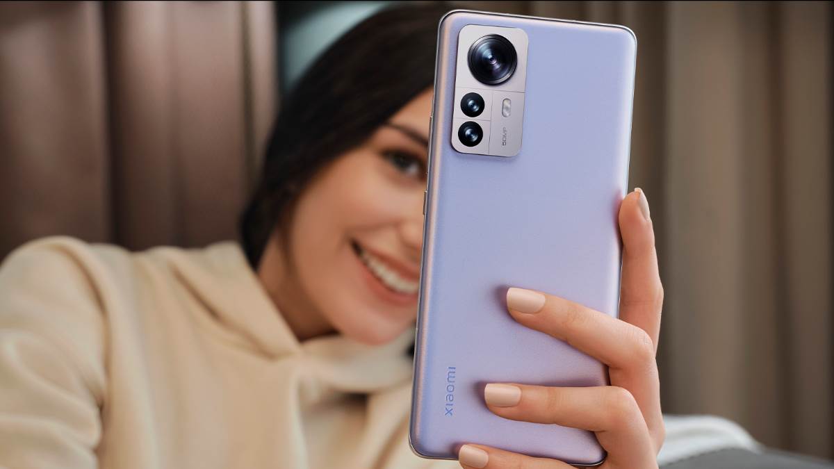 https://www.jagranimages.com/images/newimg/02082023/02_08_2023-xiaomi_12_pro_5g_23488834.jpg