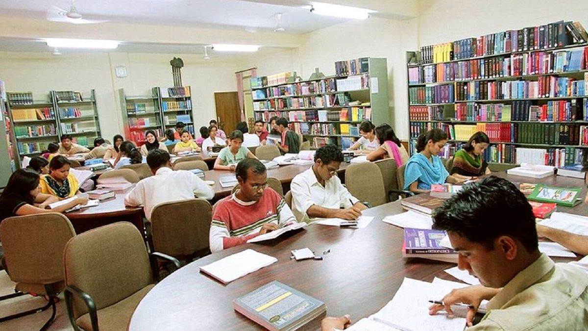 https://www.jagranimages.com/images/newimg/02082024/02_08_2024-ignou_admission_23770795_17059919.jpg