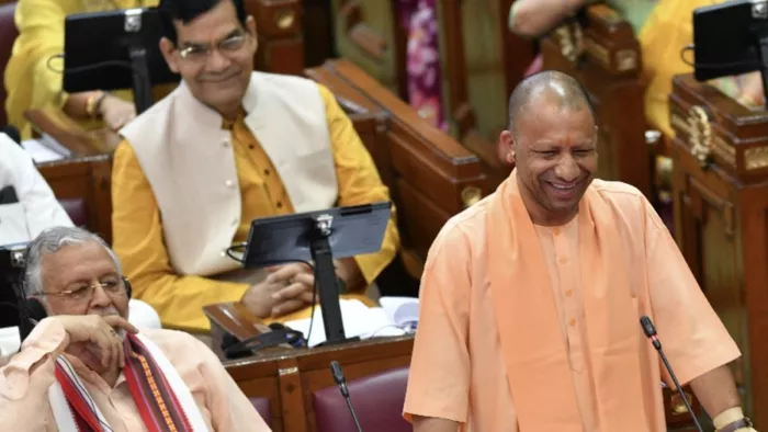 विधानमंडल के दोनों सदन अनिश्चितकाल के लिए स्थगित हो गए।