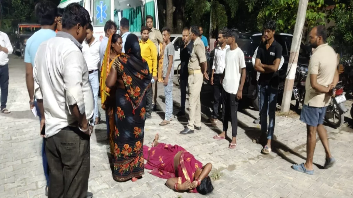 Maharajganj Accident: दो बाइकों  की टक्कर में तीन युवकों  की मौत, एक की हालत गंभीर