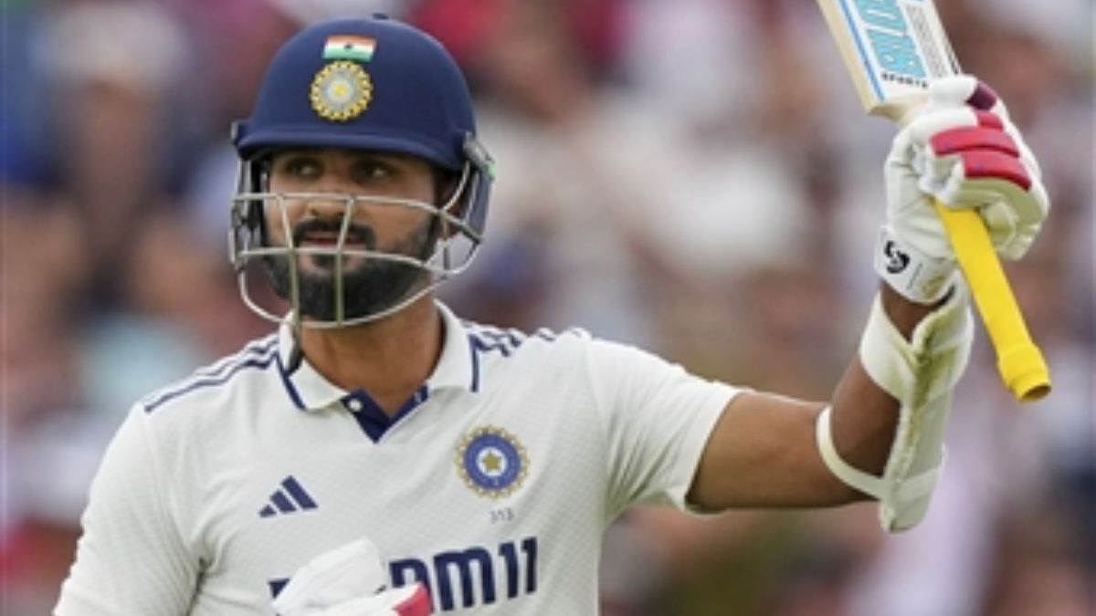https://www.jagranimages.com/images/newimg/02082025/02_08_2025-akashdeep_and_gautam_gambhir__24001859.jpg