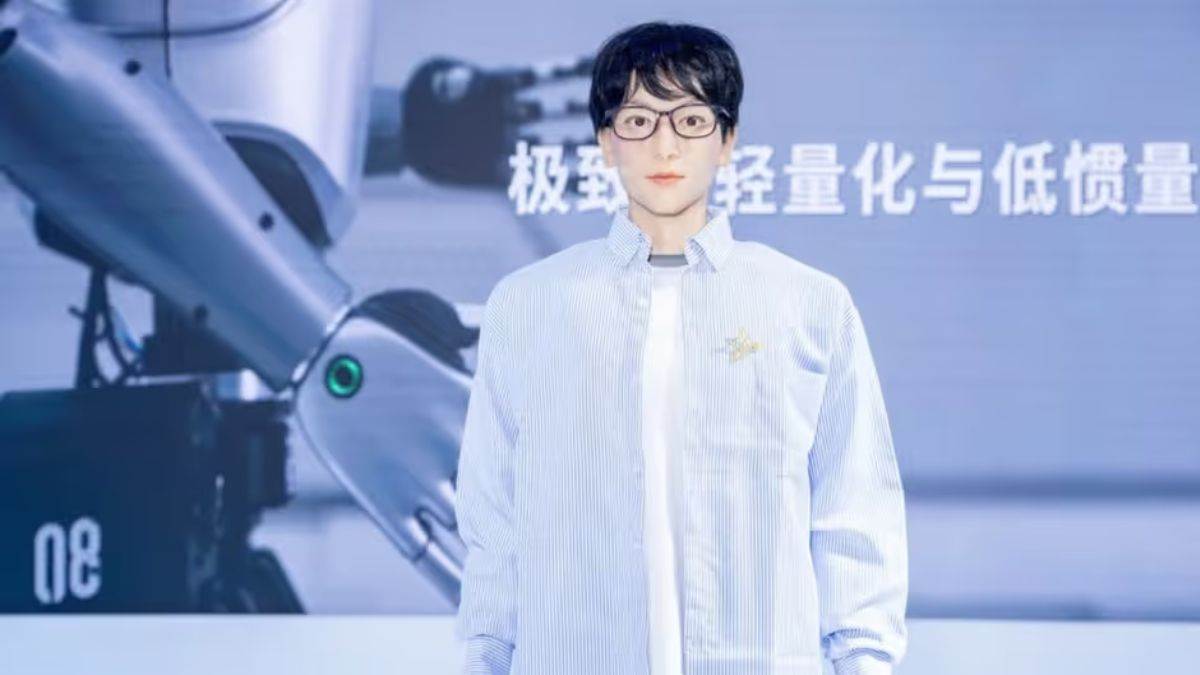 ai robot phd china enrolls first ai robot xueba 01 in doctoral program