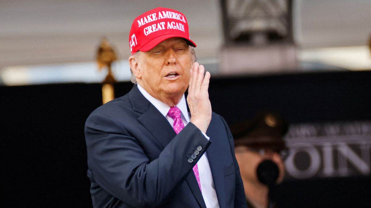 https://www.jagranimages.com/images/newimg/02082025/02_08_2025-dead_economy_trump_ai_24001966.jpg