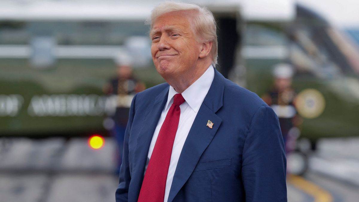 https://www.jagranimages.com/images/newimg/02082025/02_08_2025-donald_trump__7_24001537.jpg