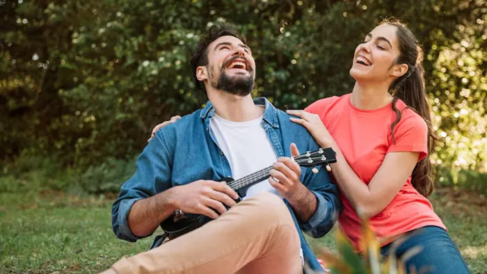 First Date पर हर कोई नोटिस करता है 5 बातें (Image Source: Freepik)